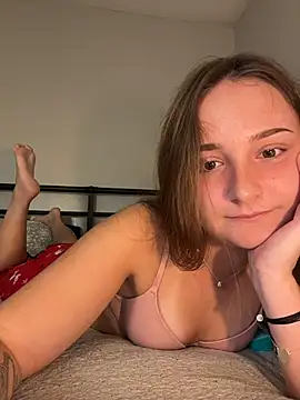 MadilynX777 online show from October 23, 11:33 pm