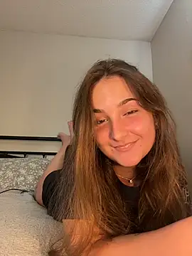 MadilynX777 online show from October 13, 10:45 pm