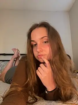 MadilynX777 online show from October 8, 10:25 pm