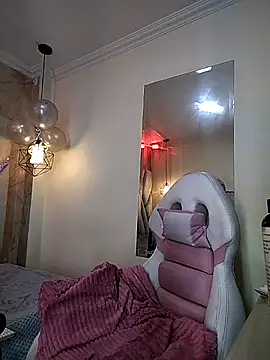 Snapshot of Lilith_curvy chatting on October 8, 8:35 pm Lilith curvy online show from October 8, 8:35 pm