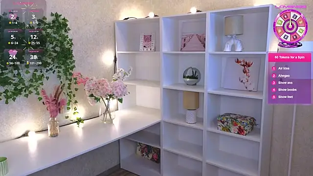 Snapshot of TraciMyntti chatting on September 24, 1:37 am TraciMyntti online show from September 24, 1:37 am