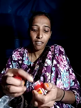 Snapshot of Pinki_thakur_1 chatting on September 9, 6:41 pm Pinki thakur 1 online show from September 9, 6:41 pm