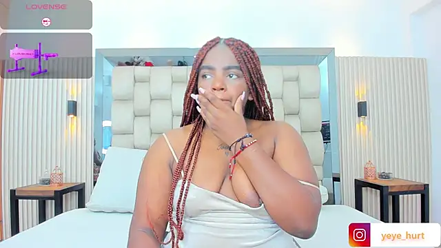 nahomye teylor online show from October 24, 3:02 am