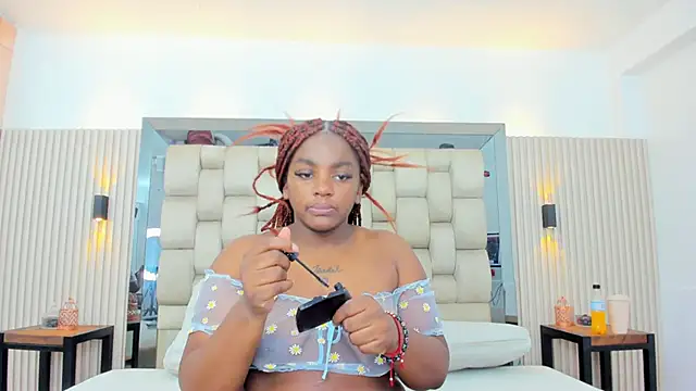 nahomye teylor online show from October 22, 3:00 am