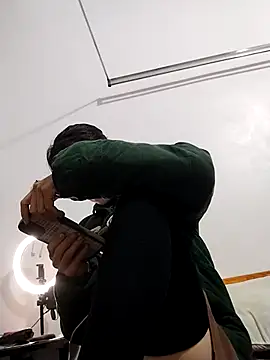 linda bae00 online show from November 16, 12:23 am