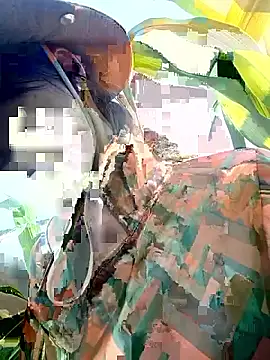 linda bae00 online show from May 5, 1:30 am