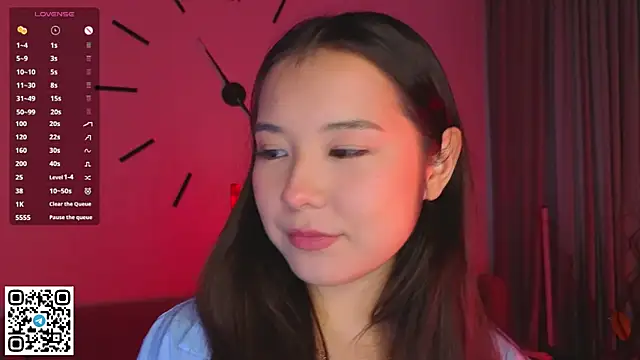 Snapshot of AlberthaEscue chatting on October 23, 4:18 am AlberthaEscue online show from October 23, 4:18 am