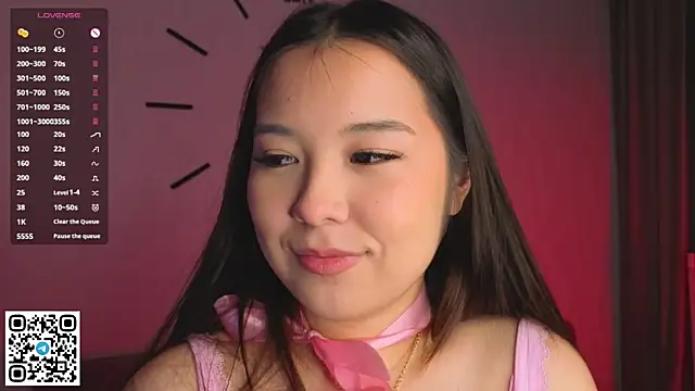 Snapshot of AlberthaEscue chatting on October 28, 4:18 am AlberthaEscue online show from October 28, 4:18 am