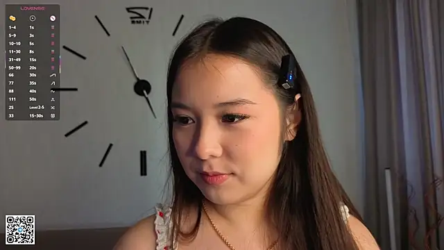 Snapshot of AlberthaEscue chatting on September 24, 4:11 am AlberthaEscue online show from September 24, 4:11 am