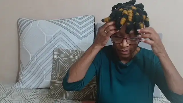 Snapshot of SugarPoppy24xxx chatting on September 28, 5:51 pm SugarPoppy24xxx online show from September 28, 5:51 pm