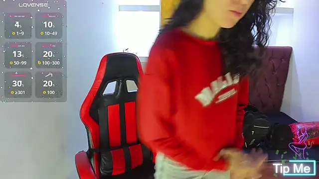 alison moon7 online show from December 22, 11:57 am