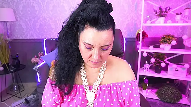 Snapshot of ValeryRosseee chatting on October 10, 1:38 pm ValeryRosseee online show from October 10, 1:38 pm