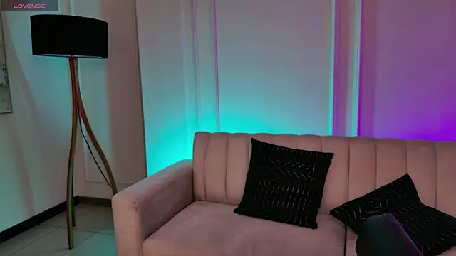 AprilRhodes  online show from October 14, 2:03 am