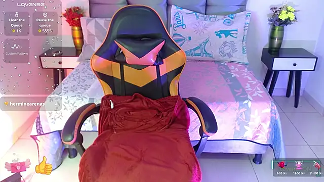 Snapshot of Samarys_star chatting on September 13, 2:03 pm Samarys star online show from September 13, 2:03 pm