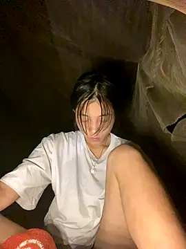 EmLy02 online show from September 20, 2:04 pm