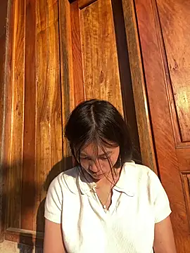 EmLy02 online show from November 27, 12:46 am