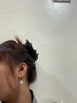 Snapshot of qinejr37 chatting on September 25, 1:15 am qinejr37 online show from September 25, 1:15 am