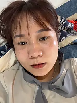 Snapshot of qinejr37 chatting on September 18, 3:27 am qinejr37 online show from September 18, 3:27 am