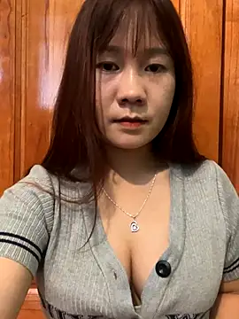 Snapshot of qinejr37 chatting on October 2, 6:07 am qinejr37 online show from October 2, 6:07 am