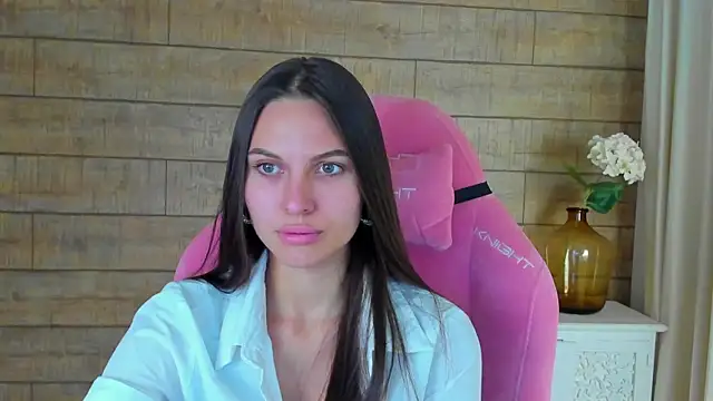 AlisaVersailles online show from October 5, 4:01 pm