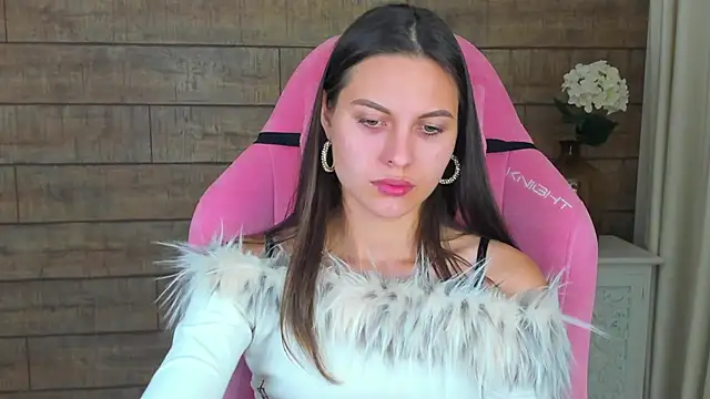 AlisaVersailles online show from September 25, 4:11 am