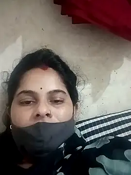 Snapshot of JULEE-740 chatting on September 21, 8:35 am JULEE-740 online show from September 21, 8:35 am