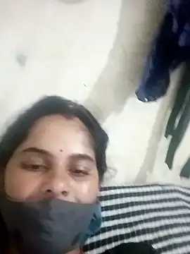 Snapshot of JULEE-740 chatting on October 7, 9:14 am JULEE-740 online show from October 7, 9:14 am