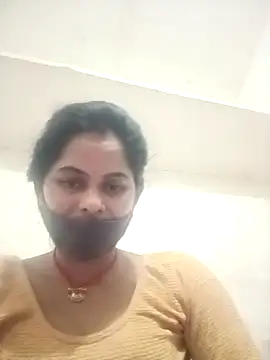 Snapshot of JULEE-740 chatting on September 28, 5:25 am JULEE-740 online show from September 28, 5:25 am