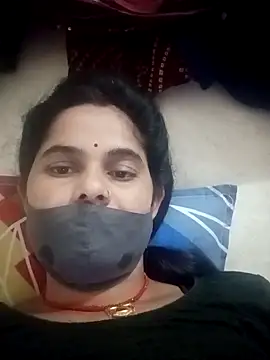 Snapshot of JULEE-740 chatting on October 28, 3:18 pm JULEE-740 online show from October 28, 3:18 pm