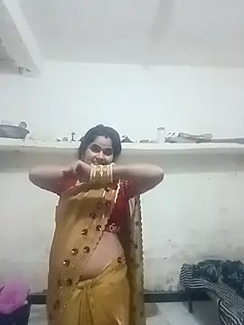 Snapshot of JULEE-740 chatting on October 10, 5:29 pm JULEE-740 online show from October 10, 5:29 pm