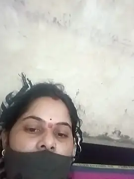 Snapshot of JULEE-740 chatting on September 22, 9:19 am JULEE-740 online show from September 22, 9:19 am