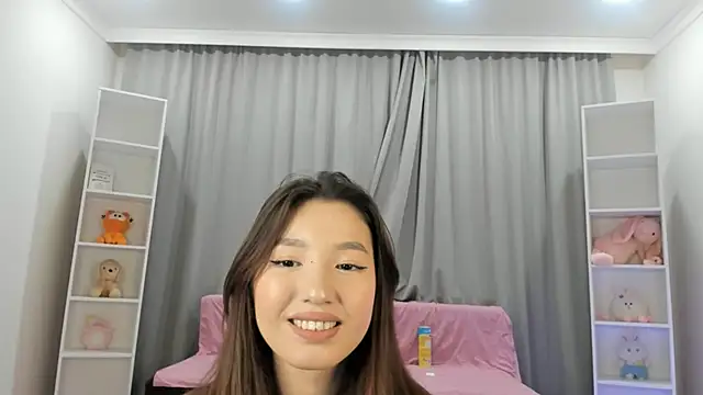 Snapshot of yayongg chatting on October 28, 12:00 pm yayongg online show from October 28, 12:00 pm