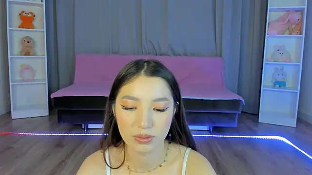 Snapshot of yayongg chatting on October 21, 1:15 pm yayongg online show from October 21, 1:15 pm