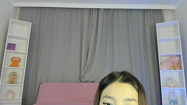 Snapshot of yayongg chatting on October 30, 1:23 pm yayongg online show from October 30, 1:23 pm