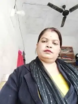 Rajnee33A online show from November 6, 11:27 am