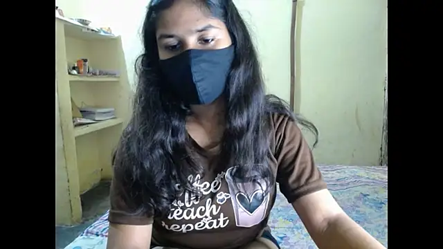 Snapshot of Vanya_7 chatting on October 7, 4:44 pm Vanya 7 online show from October 7, 4:44 pm