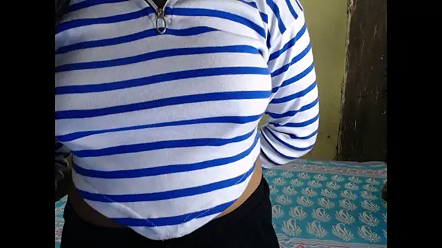 Snapshot of Vanya_7 chatting on October 31, 6:01 pm Vanya 7 online show from October 31, 6:01 pm