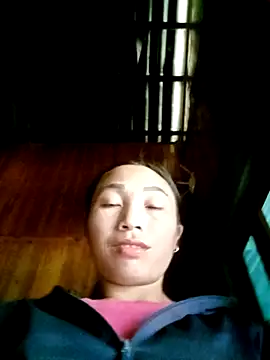 Snapshot of lucybaby00 chatting on October 16, 5:32 am lucybaby00 online show from October 16, 5:32 am