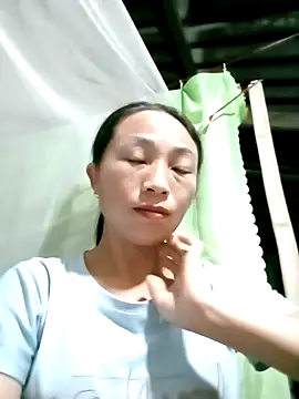 Snapshot of lucybaby00 chatting on October 5, 8:25 pm lucybaby00 online show from October 5, 8:25 pm