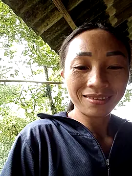 Snapshot of lucybaby00 chatting on September 18, 6:23 am lucybaby00 online show from September 18, 6:23 am