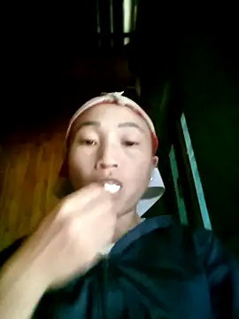 Snapshot of lucybaby00 chatting on September 25, 5:17 am lucybaby00 online show from September 25, 5:17 am