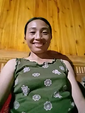 lucybaby00 online show from July 27, 11:51 am