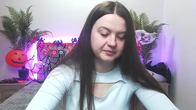 Snapshot of MavkaCute chatting on October 29, 7:27 pm MavkaCute online show from October 29, 7:27 pm