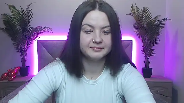 Snapshot of MavkaCute chatting on October 10, 6:13 pm MavkaCute online show from October 10, 6:13 pm