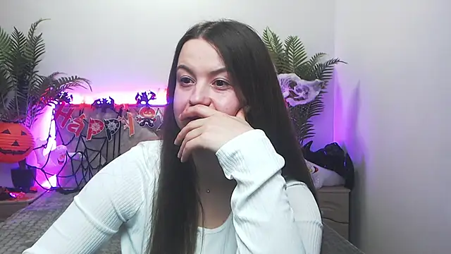 Snapshot of MavkaCute chatting on October 28, 7:19 pm MavkaCute online show from October 28, 7:19 pm