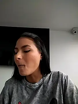 Snapshot of gabysanta_ chatting on October 27, 2:01 pm gabysanta online show from October 27, 2:01 pm