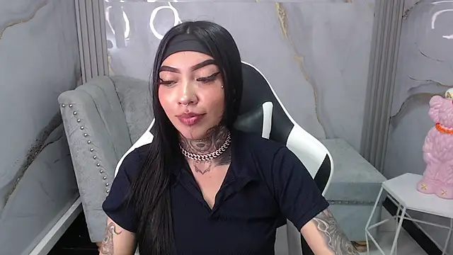 Snapshot of Ashley_Blum_v chatting on October 11, 8:22 pm Ashley Blum v online show from October 11, 8:22 pm