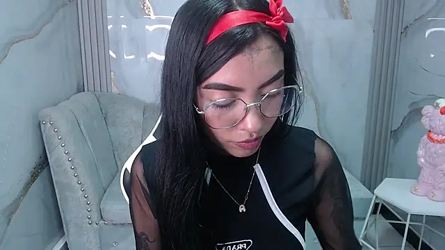 Snapshot of Ashley_Blum_v chatting on September 25, 8:06 pm Ashley Blum v online show from September 25, 8:06 pm