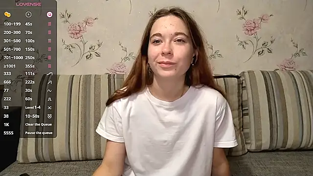 KissKarina online show from October 4, 3:38 pm