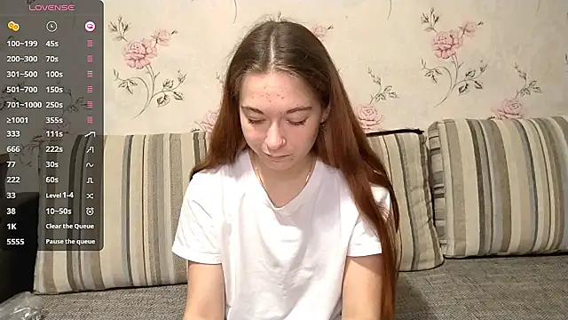 KissKarina online show from October 5, 3:39 pm